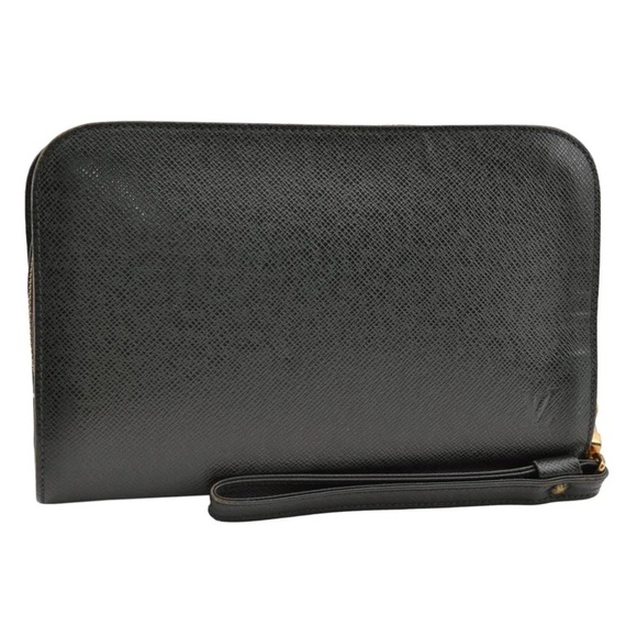 Authentic Louis Vuitton Taiga Baikal Clutch Bag Green - Picture 1 of 15